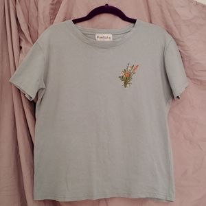 3/15$ Embroidered t-shirt